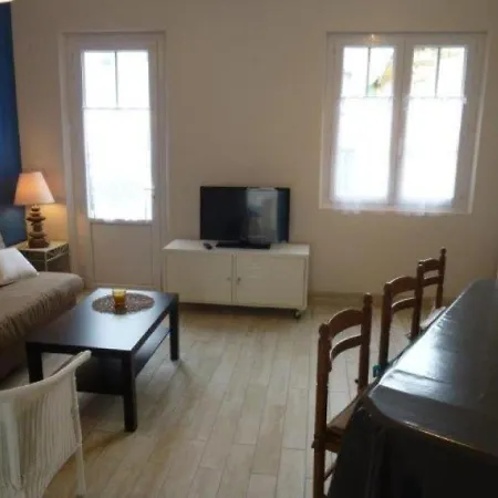 Maison Royan, 3 Pieces, 6 Personnes - Fr-1-305-205 *